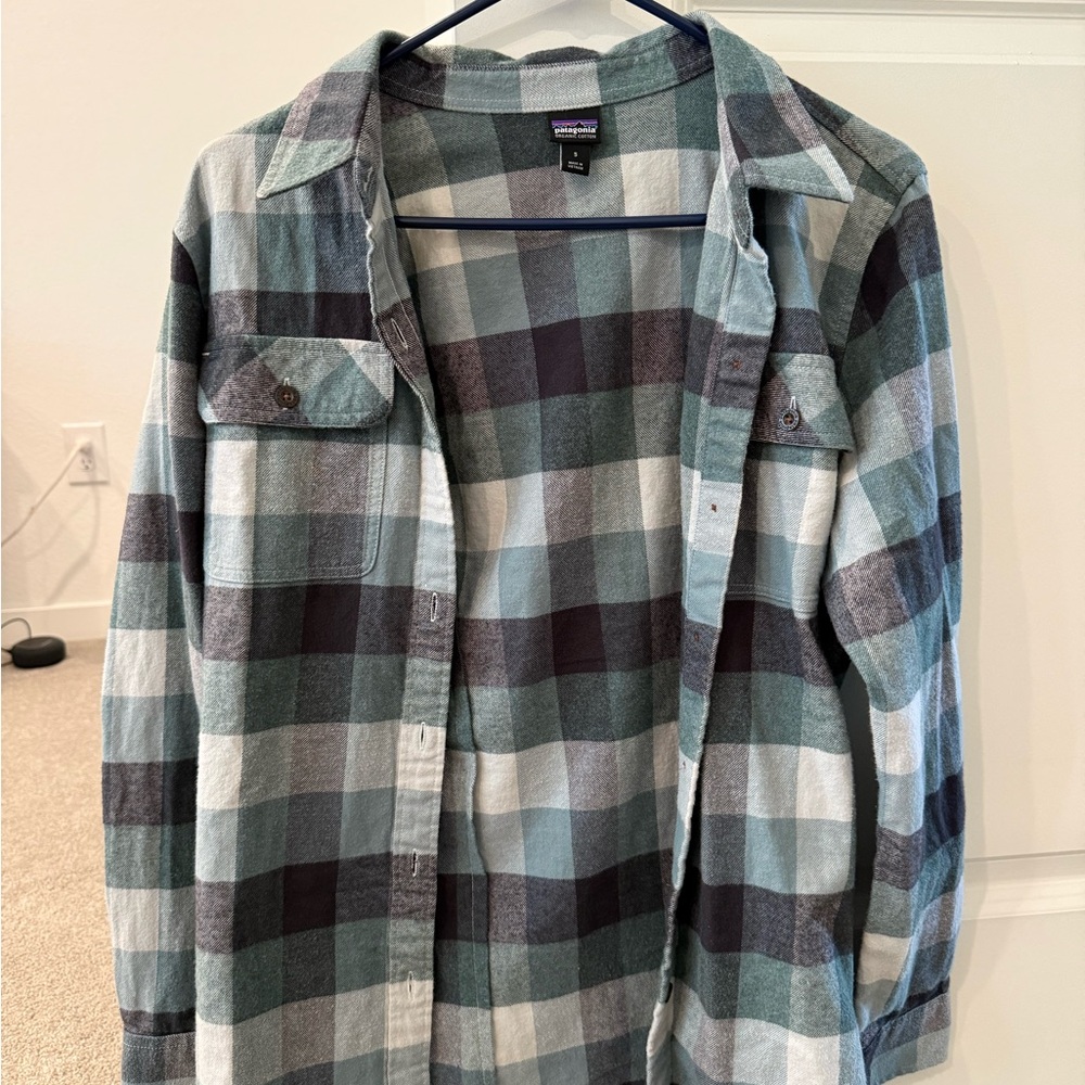Patagonia Checkered Flannel Shirt in Green and Black